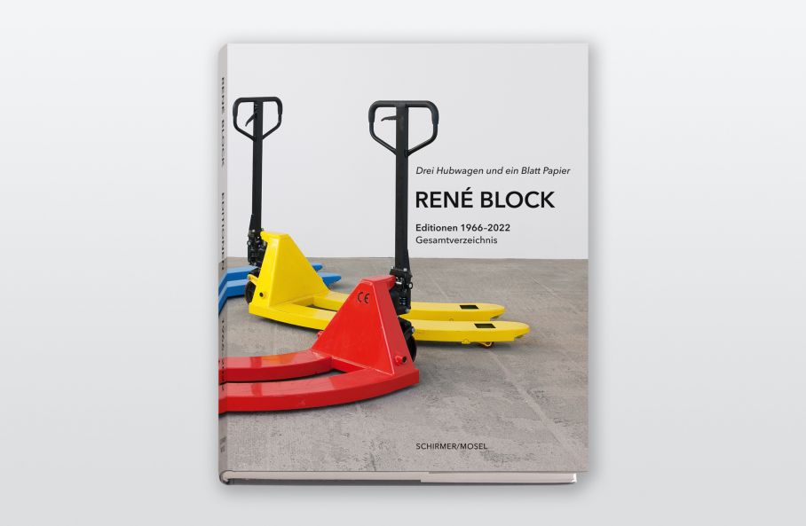 Drei Hubwagen und ein Blatt Papier