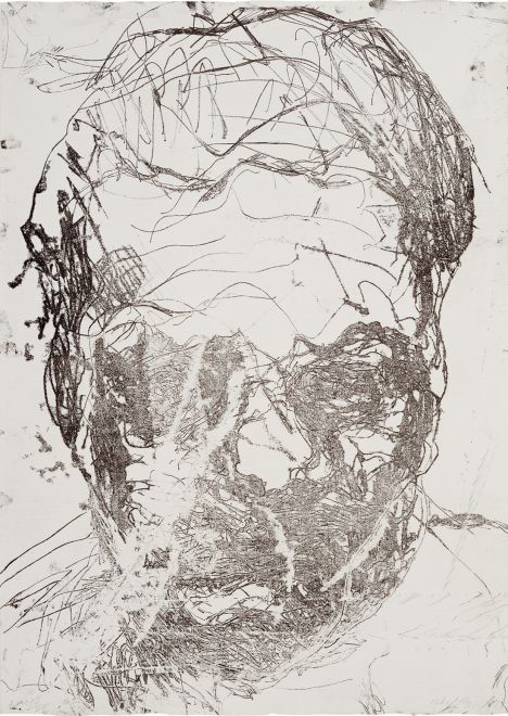 Expressives Selbstporträt von Mike Parr, in schwarzer Linie auf hellem Grund. Das verzerrte Gesicht ist durch starke, gestische Linienführung geprägt – ein typisches Beispiel für seine radikalen Selbstbildnisse.